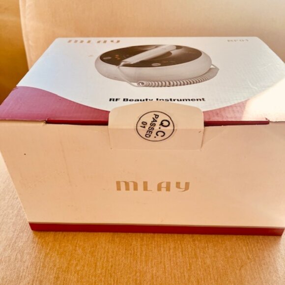 New Mlay Radio Frequency Skin Tightening Rejeuvenating Anti-Wrinkle Device - Picture 2 of 3